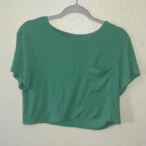 American Eagle Outfitters Green Cropped Pocket Tee